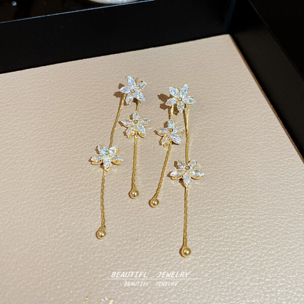 Wholesale Flower Earrings Luxury Earrings long fair earrings