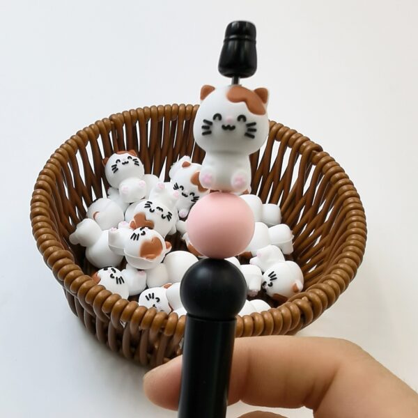 Wholesale 10pcs 3D White Kitten New Three-dimensional Silicone Cartoon DYI Beads