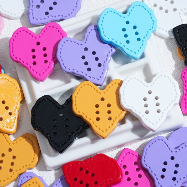 O1CN01zAHgww20wfRzo2RXI_2218603856914-0-cib Wholesale Special-Shaped Heart Buttons DIY Beads