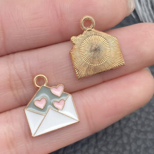 1 envelope 16x14mm-0.9g-21525 / Valentine's Day Series