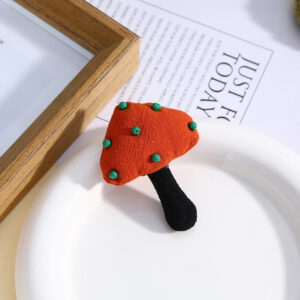 Mushroom orange (size: 5*2.8cm)