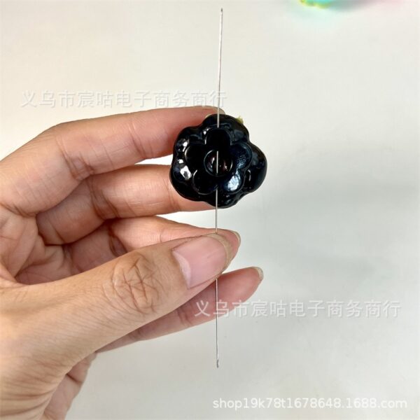 O1CN01zX8Xx01g1bbhT5vsL_2215525424082-0-cib Wholesale 10 pieces of pinchable flower mocha beads