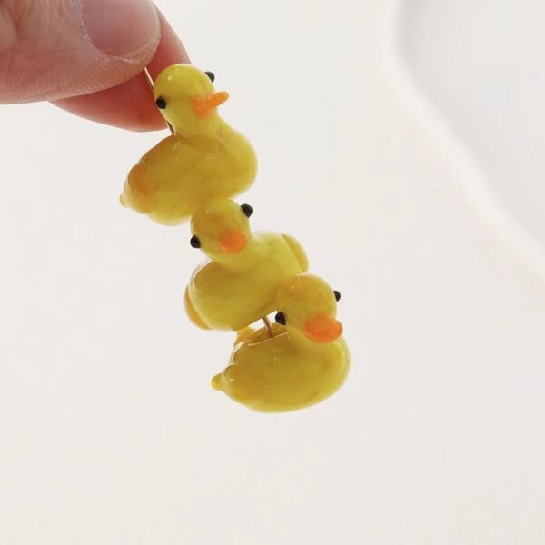 O1CN01zlGAJV1hINpgOMWyq_2213857894254-0-cib Wholesale Small yellow duck creative Beads