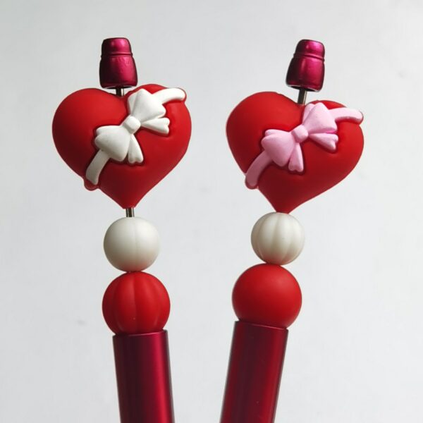 Wholesale 10pcs Factory New 3D Valentine's Day Silicone Heart Beads DIY Beaded Jewelry Bracelet Accessories Glue Beads