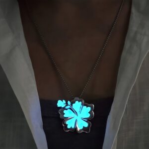 Wholesale Luminous Flower Silver Petal Necklace