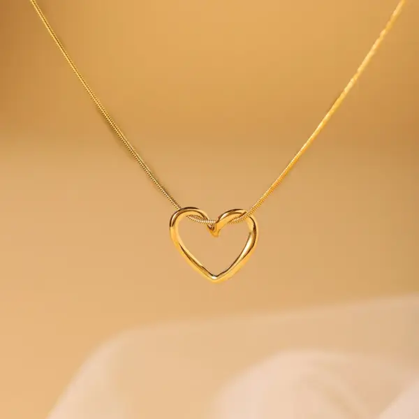 Wholesale Jewelry Elegant Simple Style Heart Shape 304 Stainless Steel Copper 18K Gold Plated Hollow Out Cable Chain Pendant Necklace Rings Bracelets