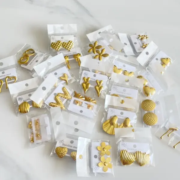 Women-s-Stainless-Steel-Oil-Pressure-Earrings-Geometric-Pattern-Irregular-Surface-Relief-Vintage-Design-High-End-Feeling-main-image-3-1 Women's Stainless Steel Oil Pressure Earrings Geometric Pattern Irregular Surface Relief Vintage Design High-End Feeling