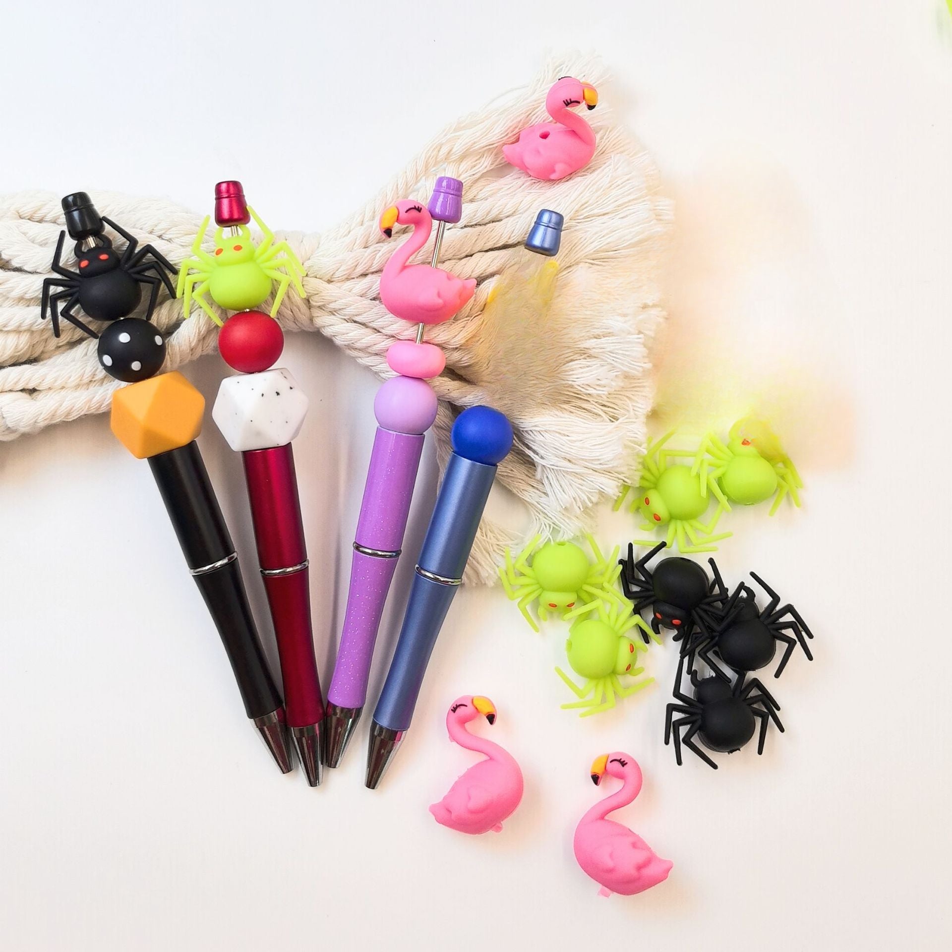 Wholesale 3DHot Selling New Three-dimensional Silicone Cartoon DYI Beads