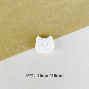 06 biscuit cat white