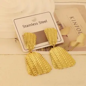Gold Style116 / Average Size