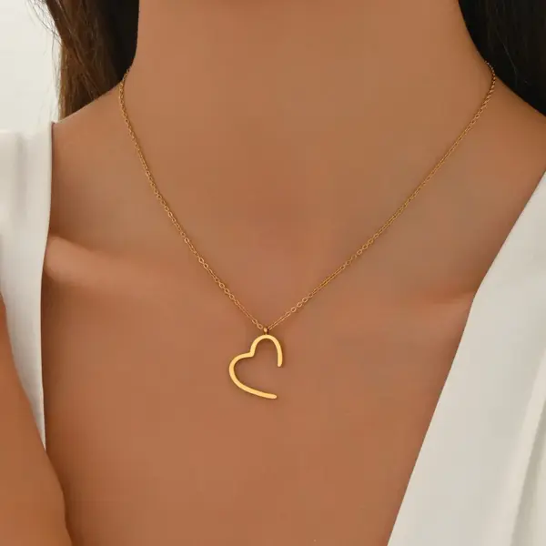 304 Stainless Steel Heart Shape PVD Coated Stone-Free 18K Real Gold Plated Casual Simple Style Commute Waterproof Non Tarnish Micro Super Whisper Thin Chain Necklace