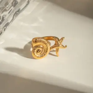 Wholesale 304 Stainless Steel Starfish Conch PVD Coated 18K Real Gold Plated Simple Style Classic Style Gold Rings