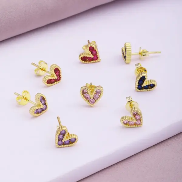 Wholesale Simple Style Heart Shape Copper Inlay Zircon Ear Studs 1 Pair