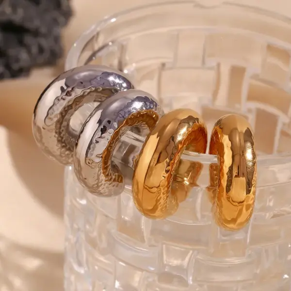 Wholesale PVD Coated Real Gold Plated 18K Gold Geometric 304 Stainless Steel Basic Classic Style Waterproof Non Tarnish Ear Cuffs