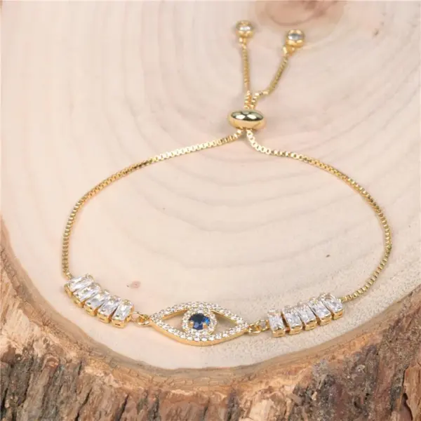 Wholesale Fatifa Palm Bracelet Blue Eye Pendant Micro Diamond Set Bracelet Wholesale