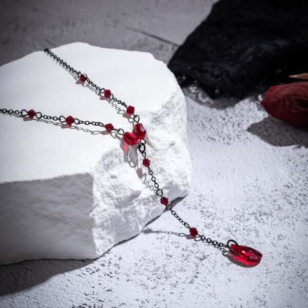 Wholesale Retro Gothic dripping blood tassel niche sweet cool metal drop necklace