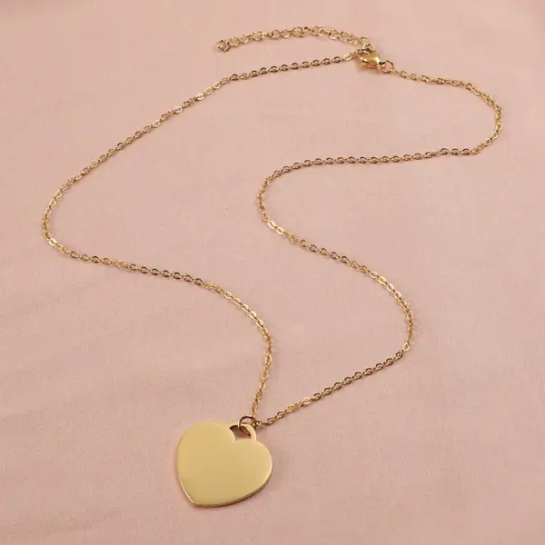 Wholesale Stainless Steel Mirror Finish Versatile Heart Pendant Necklace Personalized DIY Geometric Pattern Original Design Jewelry Accessory