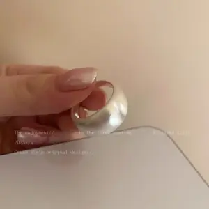 J954 Matte Silver a / Adjustable Opening