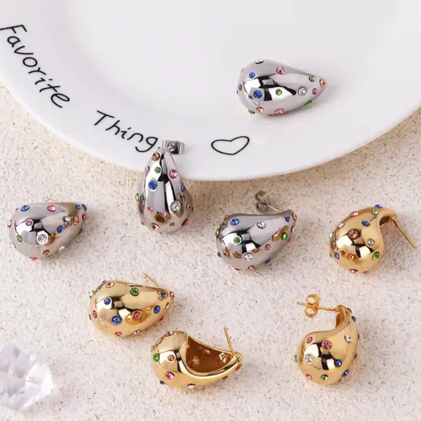 Wholesale 1 Pair Vintage Style Water Droplets Plating Inlay Brass Artificial Gemstones Crystal 18k Gold Plated White Gold Plated Ear Studs