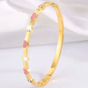 Wholesale PVD Coated Real Gold Plated Heart Shape 304 Stainless Steel Casual Simple Style Classic Style Waterproof Non Tarnish 304 Stainless Steel Bangle