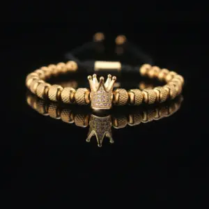 Golden Crown with White Zirconium