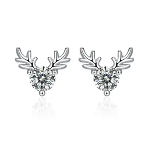 Yi Lu Has Your Ear Studs 1 Karat