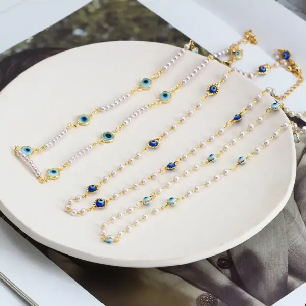 Wholesale Fashion Devil's Eye Imitation Pearl Copper Necklace Plating Copper Necklaces
