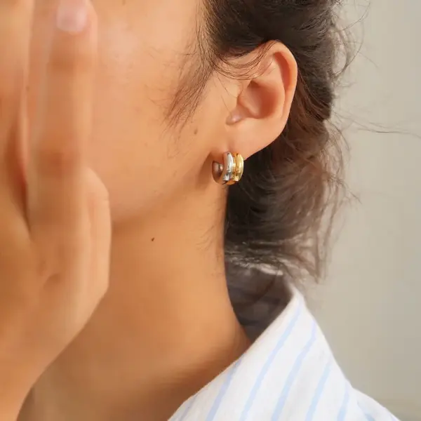 Ion Plating (IP) 18K Gold Plated C Shape 304 Stainless Steel Modern Style Classic Style Waterproof Non Tarnish Hoop Earrings