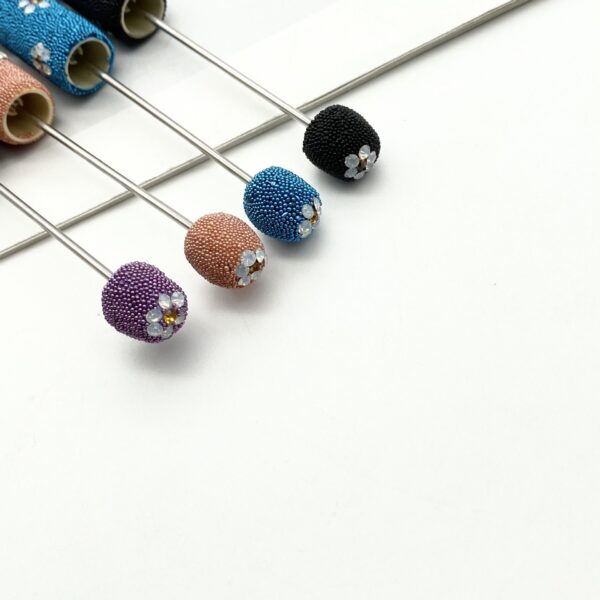 oly-0154467fca6bfe7fd11f17a6a505f852 Wholesale New Daisy Full Diamond Beaded Pen Handmade DIY Creative Full Diamond Daisy Modeling Business Gift Pen in stock