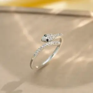 J102 Silver Black-Eyed Snake