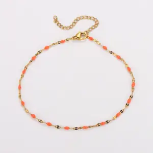 Orange / Lip chain