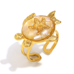 Starfish dripping oil and broken shellfish open ring-gold and white