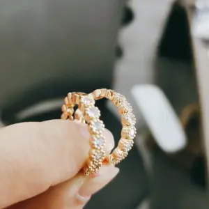 White Zirconium