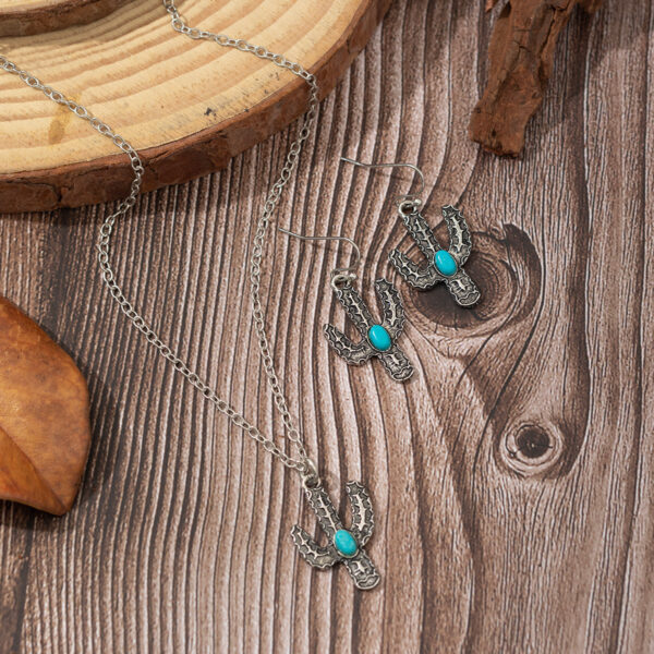 Wholesale Cross-border Retro silver Cactus Earrings Necklace Two-piece Set Retro Bump Texture Turquoise Earrings Necklace