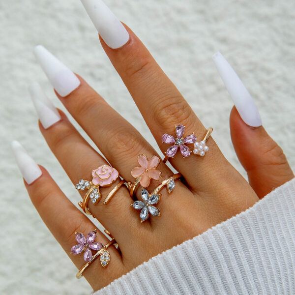 Wholesale Purple snake-shaped diamond gemstone ring