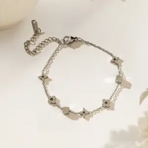【XKB0265】Square Flower Bracelet / Steel Color