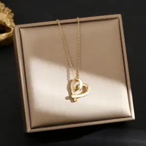 8300-Gold and / White