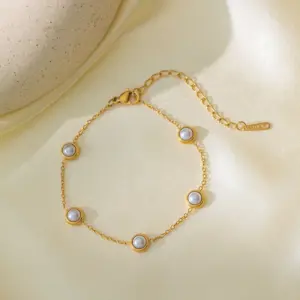 【XKB2211】Five Pearl Bracelet / Gold