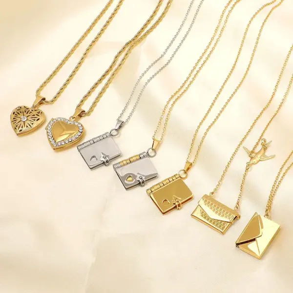 Wholesale Golden Plated 201 Stainless Steel Electroplated Zircon Envelope Heart Shape Cable Chain Pendant Necklace