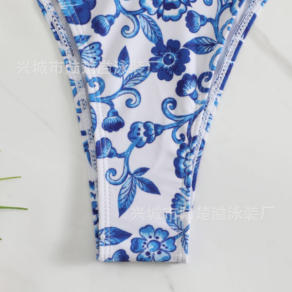 oly-02d3c47a7279ff3166e84406672aa42c Wholesale 2023 new small fresh floral swimsuit women's sexy lace-up bikini beach triangle split swimsuit