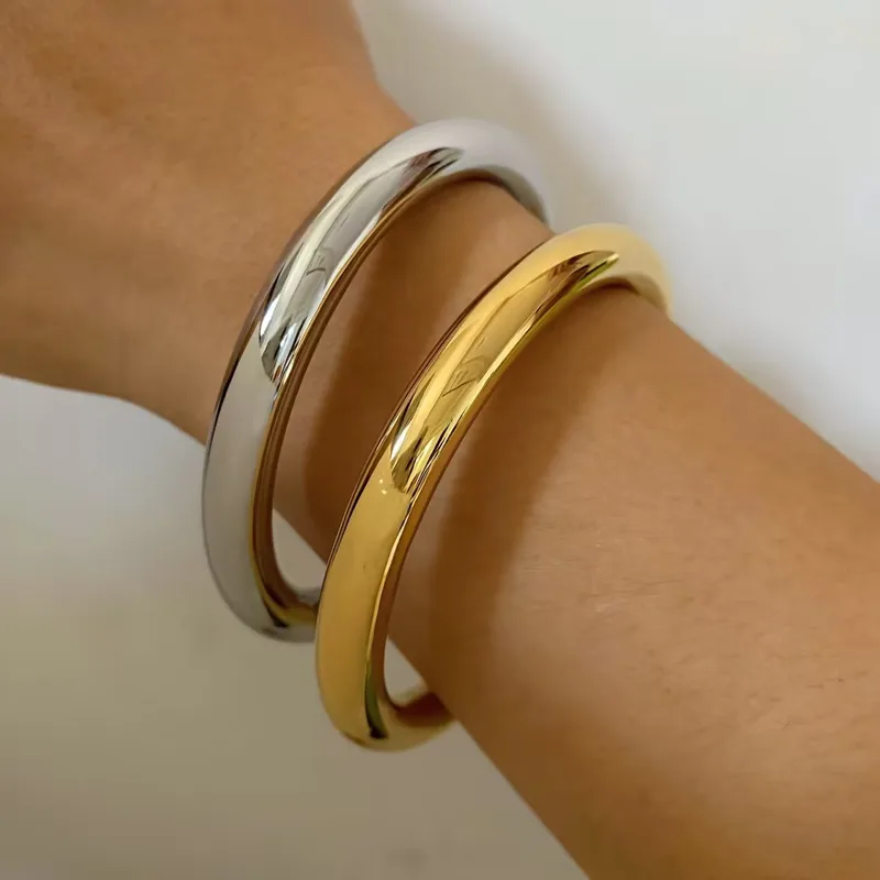 Wholesale PVD Coated Real Gold Plated 16K White Plating Solid Color 304 Stainless Steel IG Style Simple Waterproof Non Tarnish Bangle