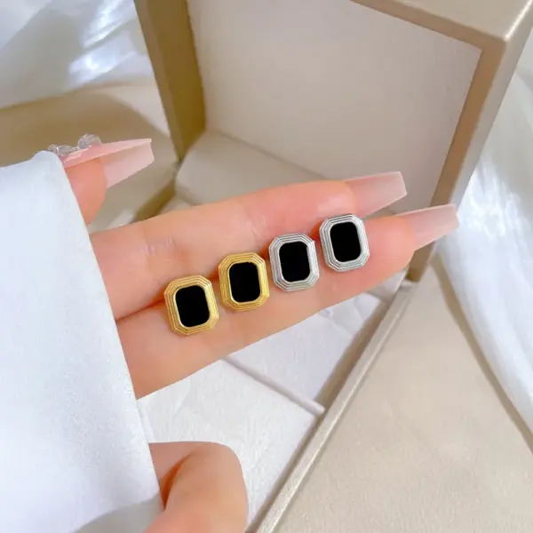 Wholesale Electroplating Golden Plated Geometric Titanium Steel Titanium Steel Ear Studs