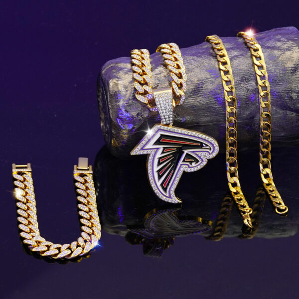 Wholesale Diamond Eagle Head Necklace Hip Hop Cuban Chain Bracelet Set