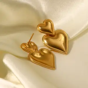 304 Stainless Steel Heart Shape PVD Coated 18K Gold Plated Simple Style Plating Gold Drop Earrings