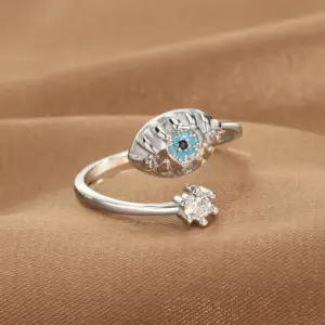 Q-J082 White Gold Color / Adjustable Opening