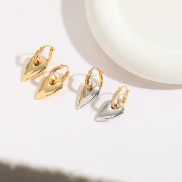 Wholesale 1 Piece Glam Heart Shape Copper Inlay Zircon 18k Gold Plated Drop Earrings