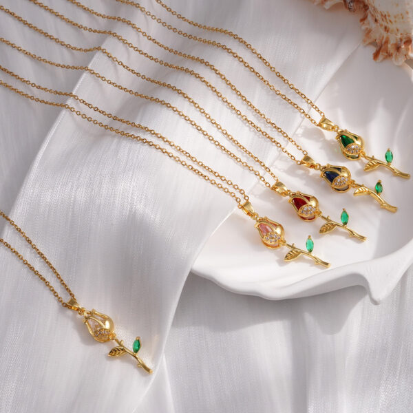 Wholesale Titanium Steel Necklace Women's Copper Gold Plated Cat's Eye Tulip Niche Design ins Joker High Grade Titanium Steel Accessories