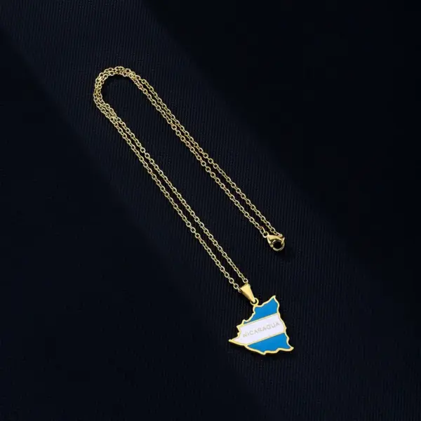 Wholesale Jewelry Basic Modern Style Classic Style Geometric Map 201 Stainless Steel 304 Stainless Steel Plating Pendant Necklace