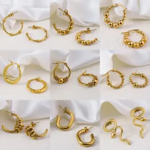 1 Pair Simple Style Commute Geometric Heart Shape Plating Titanium Steel Drop Earrings Earrings Ear Studs