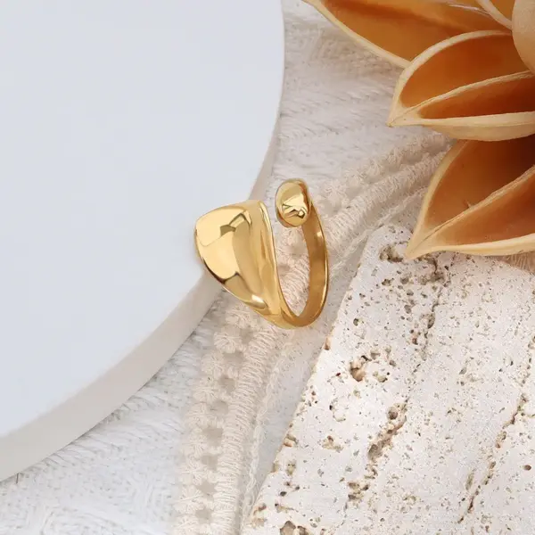 Wholesale [nihaojewelry]PVD Coated Real Gold Plated 18K Gold Geometric 304 Stainless Steel French Style Waterproof Non Tarnish